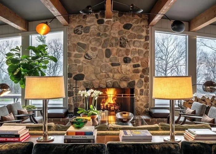 Birchwood Inn